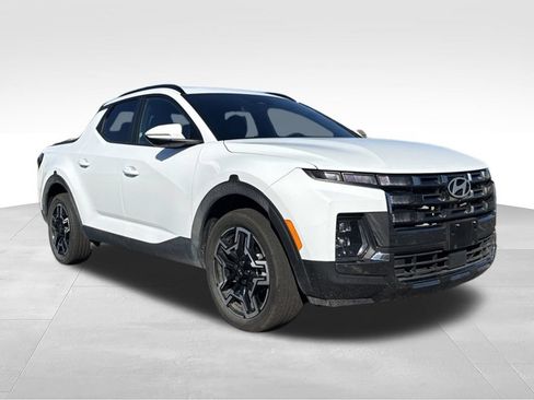 Used 2025 Hyundai Santa Cruz Limited AWD/4WD image 3