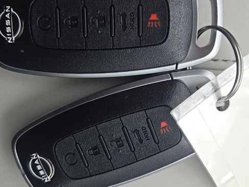 New 2026 Nissan Pathfinder SL image 46