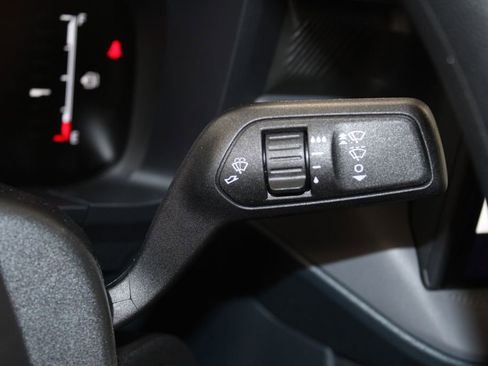 New 2025 Ford Maverick XL image 36