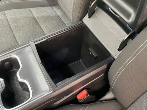 Used 2025 GMC Acadia Elevation image 44