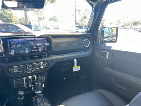 New 2026 Jeep Wrangler Sahara image 40