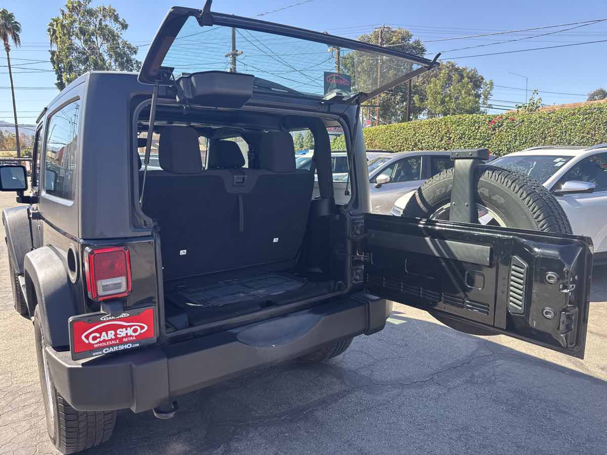 Used 2014 Jeep Wrangler Sport w/ Quick Order Package 24S AWD/4WD image 10