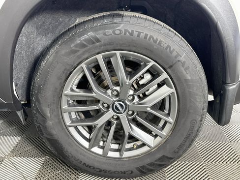 Used 2022 Nissan Rogue S AWD/4WD image 35