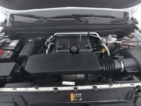 Used 2025 Chevrolet Colorado ZR2 w/ Technology Package image 15