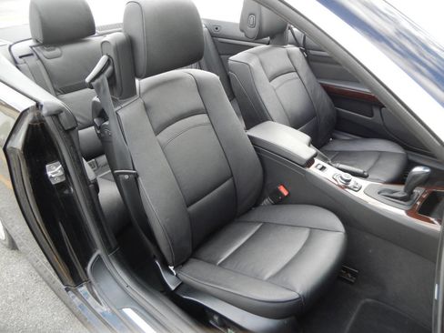 Used 2012 BMW 328i Convertible image 31