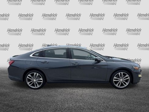 Used 2021 Chevrolet Malibu LT FWD image 16