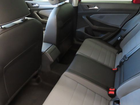 New 2026 Volkswagen Jetta SE FWD image 23