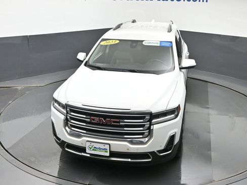 Used 2023 GMC Acadia SLT image 26
