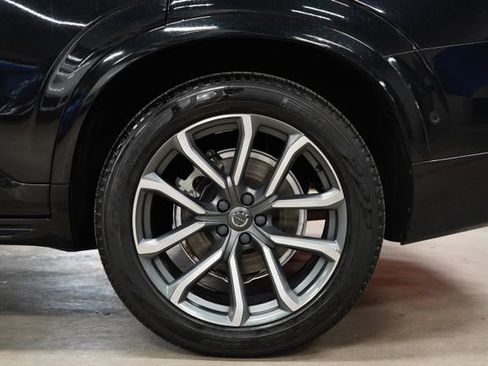 Used 2018 Volvo XC90 T6 Momentum w/ Convenience Package AWD/4WD image 32