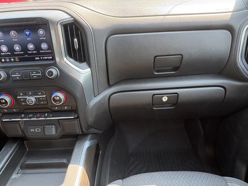 Used 2022 Chevrolet Silverado 1500 LT Trail Boss w/ LPO, Dark Essentials Package AWD/4WD image 13