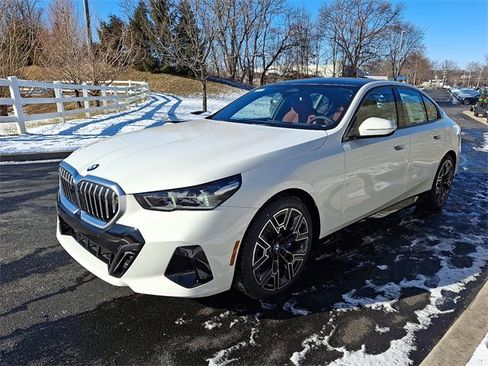 New 2026 BMW 530i xDrive 530i xDrive w/ Executive Package image 3