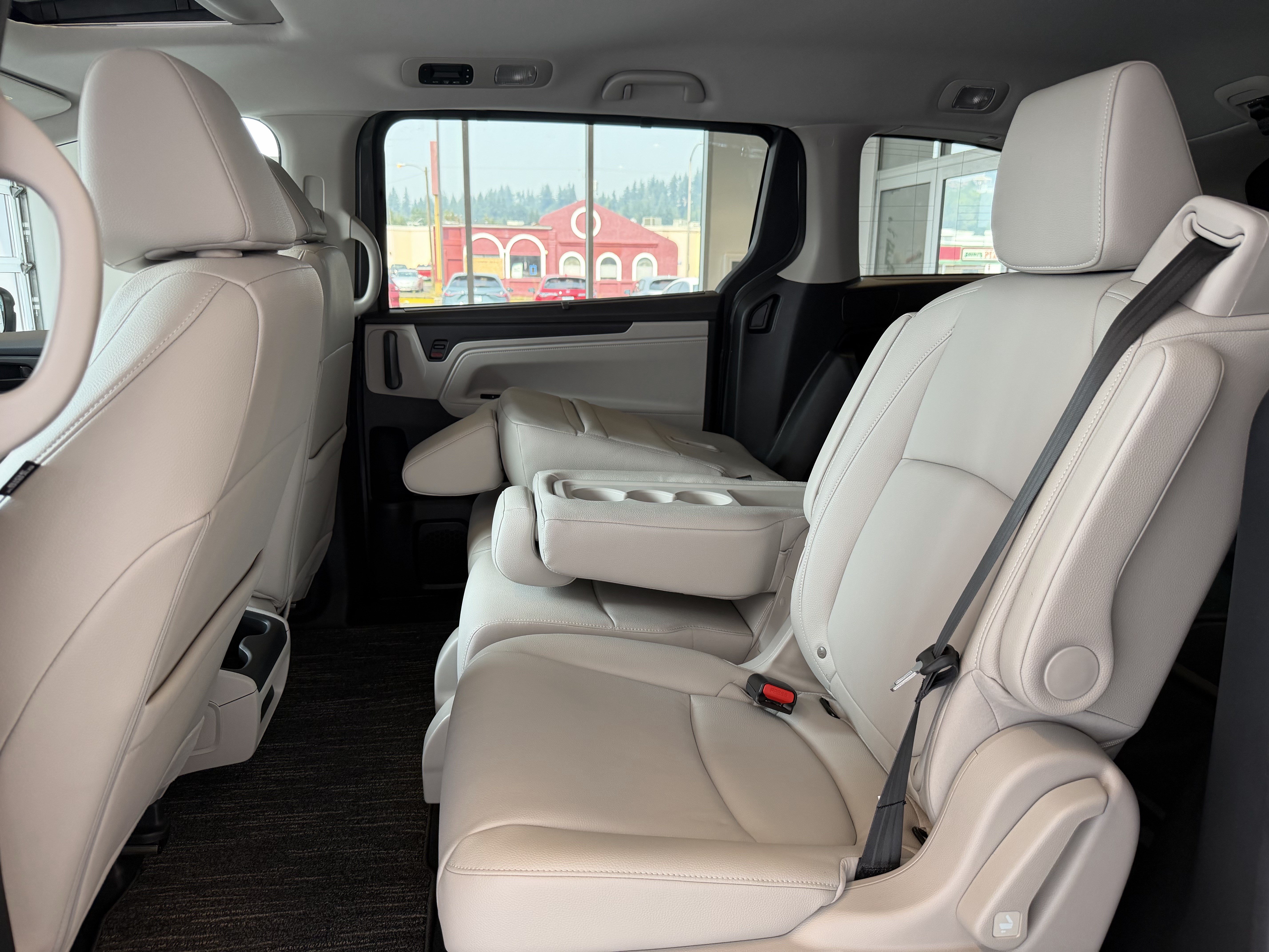 New 2026 Honda Odyssey EX-L image 9