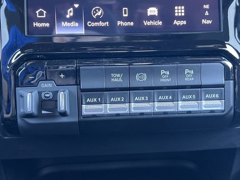 New 2026 RAM 3500 Tradesman AWD/4WD image 7