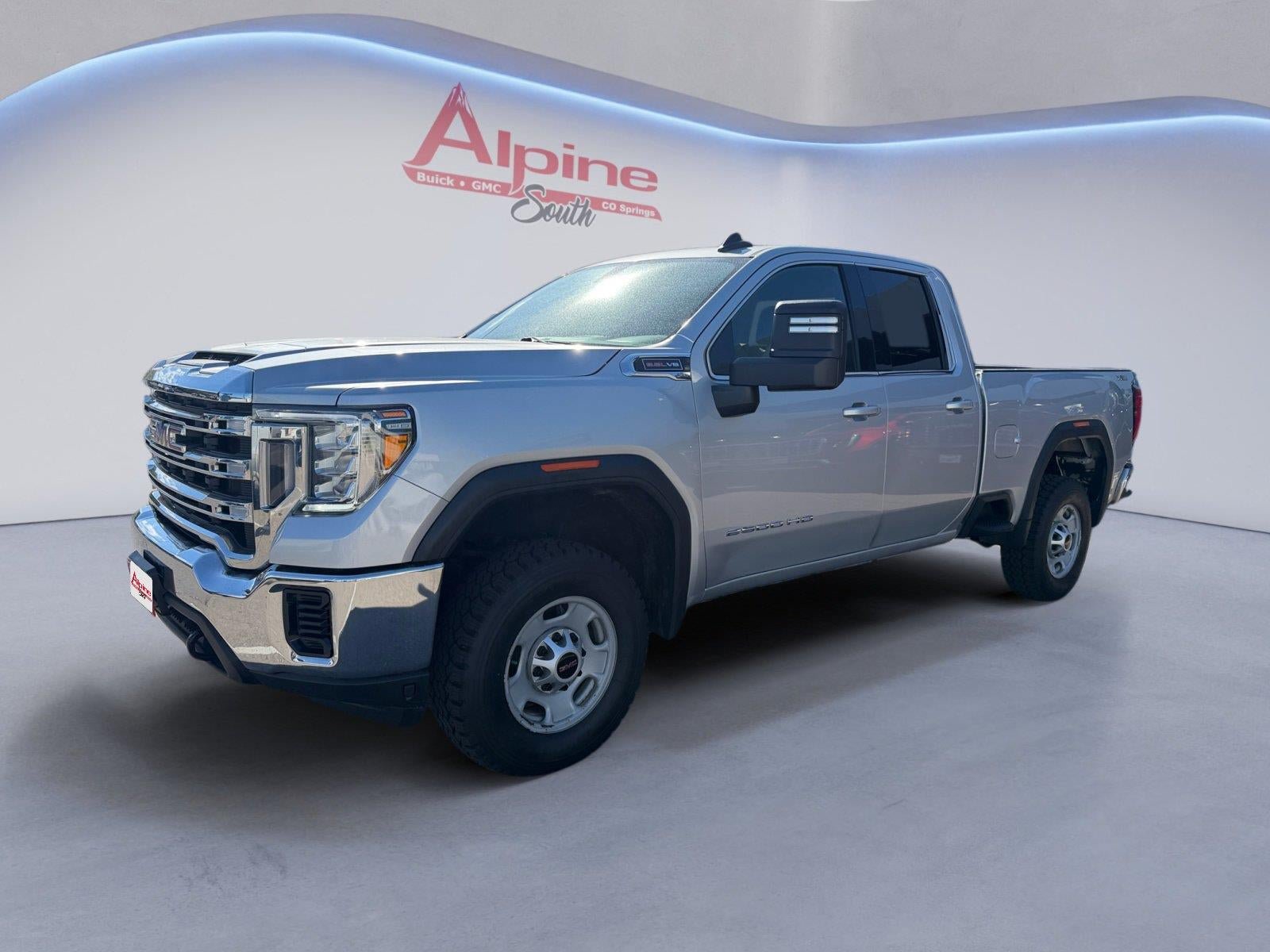 Used 2022 GMC Sierra 2500 SLE w/ X31 Off-Road Package AWD/4WD image 1