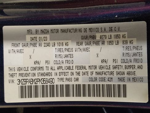 Used 2023 MAZDA MAZDA3 s image 33
