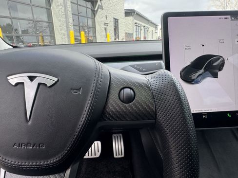 Used 2021 Tesla Model 3 Performance image 22