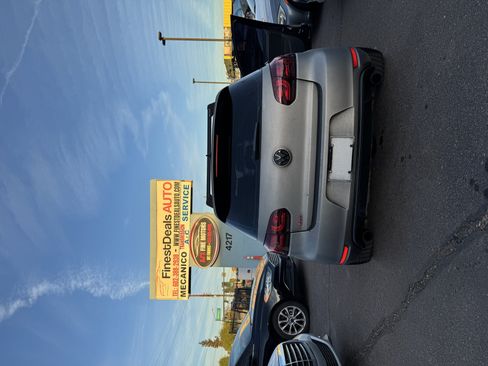 Used 2012 Volkswagen GTI 4-Door FWD image 8