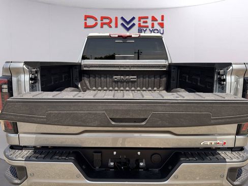 New 2026 GMC Sierra 2500 AT4 w/ AT4 Premium Plus Package AWD/4WD image 34