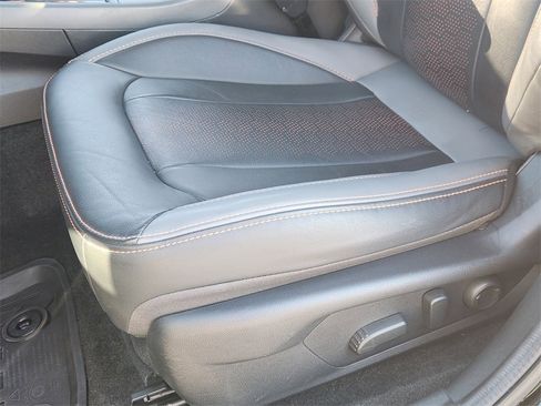 Certified 2024 Subaru Crosstrek 2.5i Limited image 17