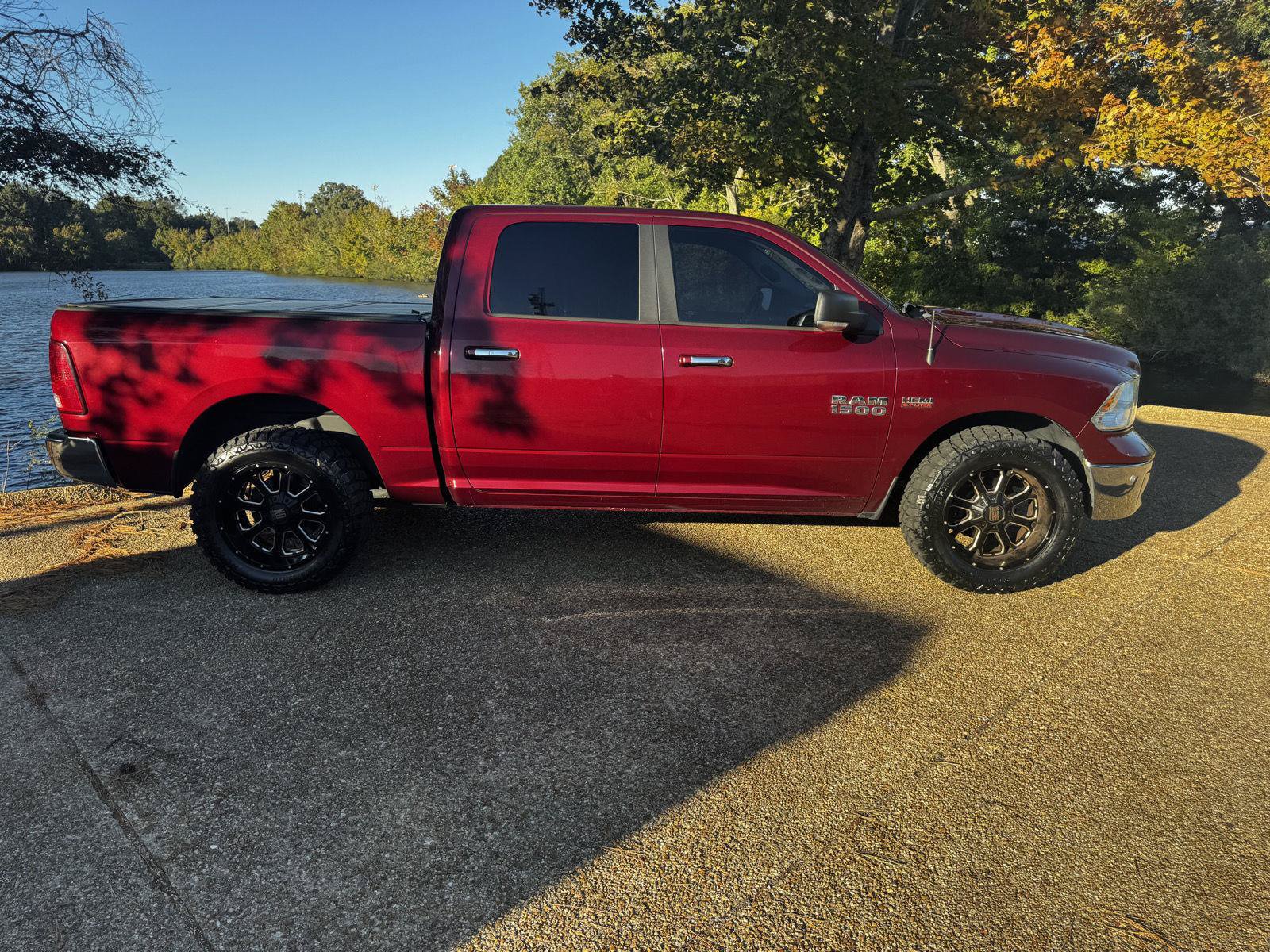 Used 2018 RAM 1500 Big Horn AWD/4WD image 3