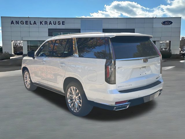 Used 2024 Cadillac Escalade Premium Luxury w/ Performance Package AWD/4WD image 6