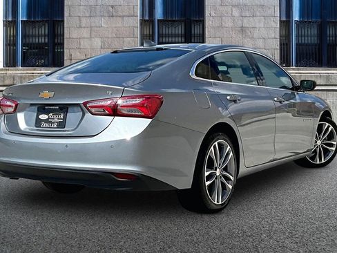 Used 2024 Chevrolet Malibu LT FWD image 12