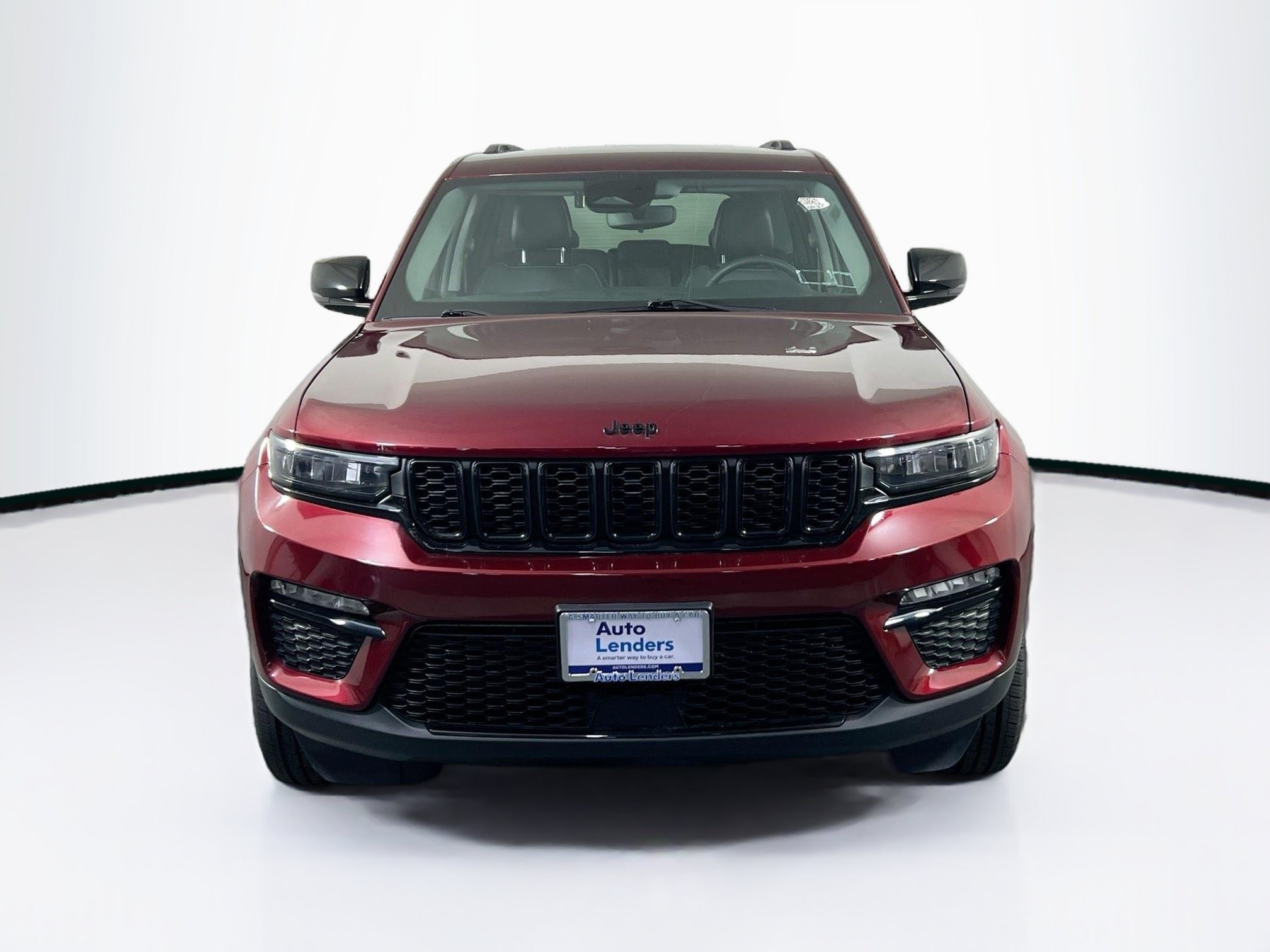 Used 2023 Jeep Grand Cherokee Limited w/ Black Appearance Package AWD/4WD image 2