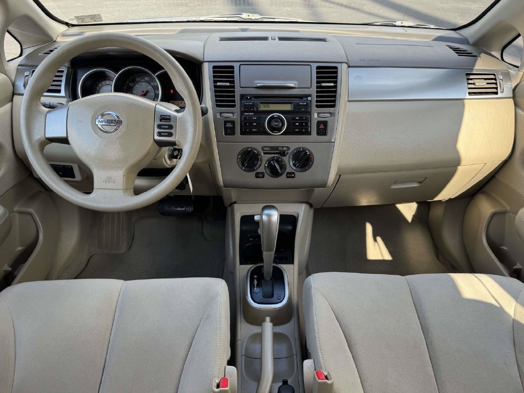 Used 2009 Nissan Versa 1.8 S w/ PWR Pkg FWD image 3