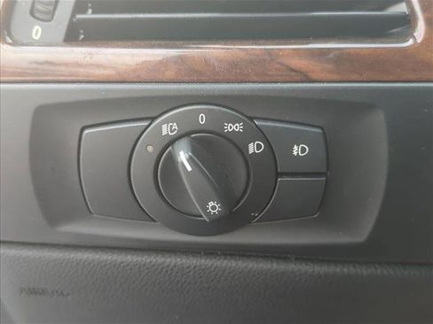 Used 2008 BMW 335i Convertible image 22