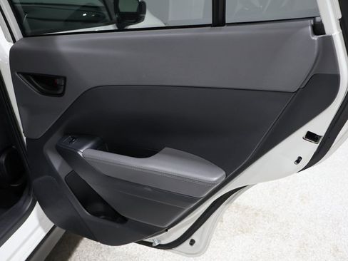 Used 2025 Subaru Crosstrek 2.0i Premium image 22