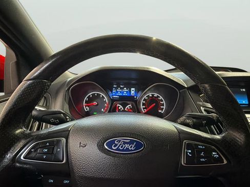 Used 2016 Ford Focus ST image 30