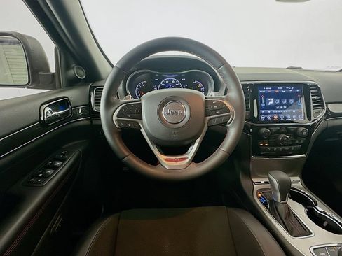 Used 2019 Jeep Grand Cherokee Trailhawk AWD/4WD image 21