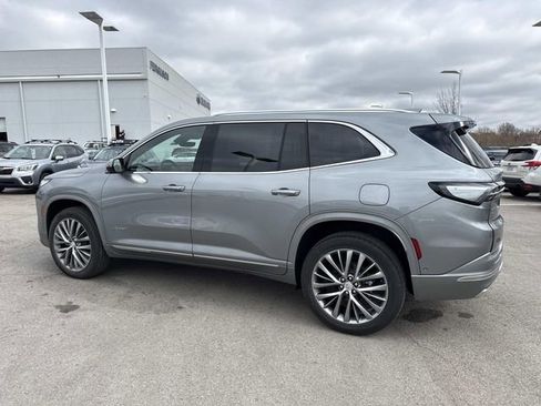 New 2026 Buick Enclave Avenir w/ Super Cruise Package image 7