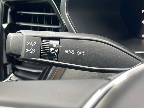 New 2026 GMC Canyon Elevation w/ Convenience Package image 12