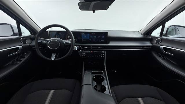 Used 2025 Hyundai Sonata SEL FWD image 26