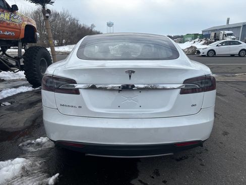 Used 2013 Tesla Model S image 5