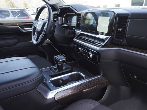 Used 2025 GMC Sierra 1500 Elevation w/ X31 Off-Road Package image 40