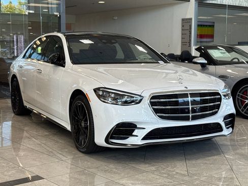 Used 2025 Mercedes-Benz S 580 4MATIC Sedan image 8