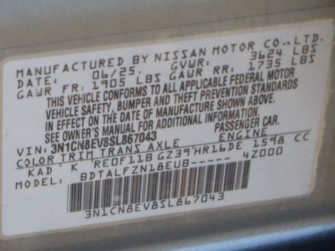 Used 2025 Nissan Versa SV w/ Trunk Package FWD image 42