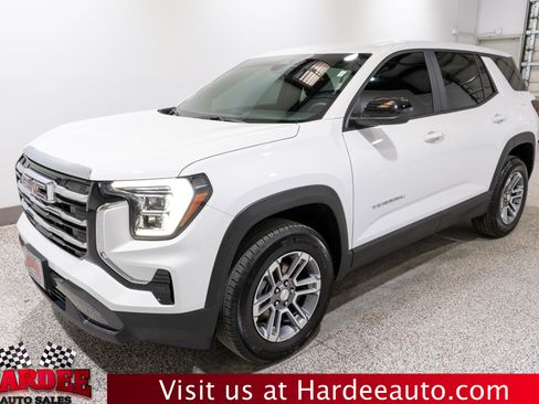 Used 2025 GMC Terrain Elevation AWD/4WD image 2