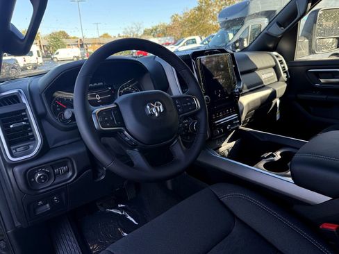 New 2026 RAM 1500 Big Horn AWD/4WD image 13