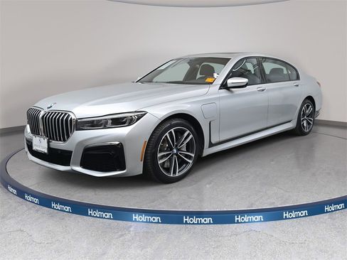 Used 2020 BMW 745e xDrive image 1
