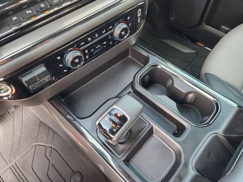 Used 2024 Chevrolet Silverado 1500 ZR2 w/ Technology Package AWD/4WD image 19