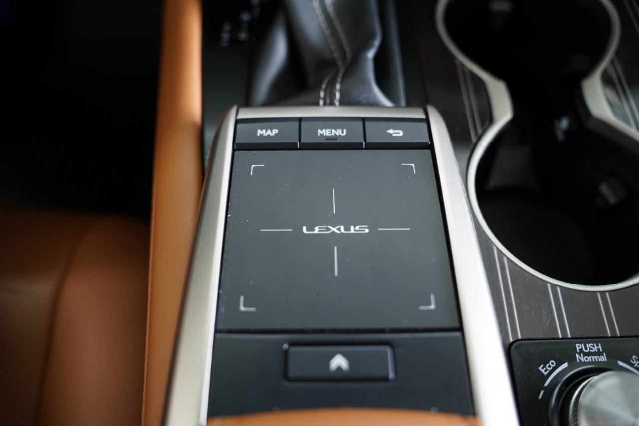 Used 2021 Lexus RX 450h AWD w/ Luxury Package image 22