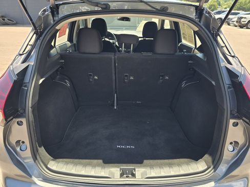 Used 2024 Nissan Kicks S FWD image 26