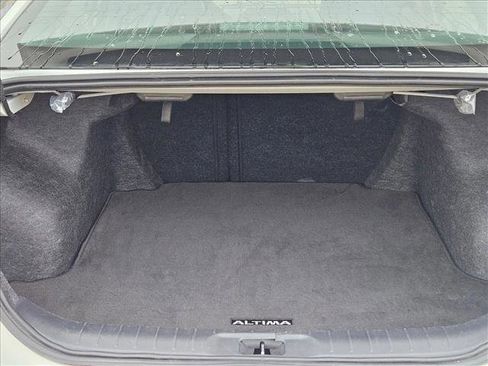 Used 2025 Nissan Altima 2.5 SV image 20