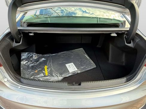 Certified 2025 Acura TLX w/ Technology Package FWD image 8