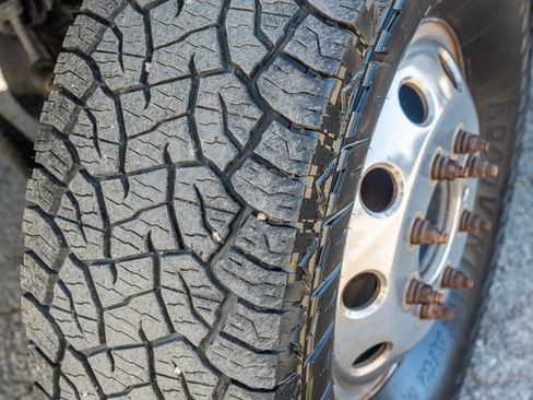 Used 2019 RAM 3500 Laramie image 16