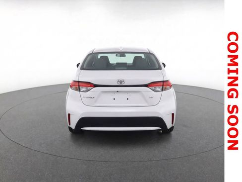 Used 2022 Toyota Corolla LE w/ LE Convenience Package image 9