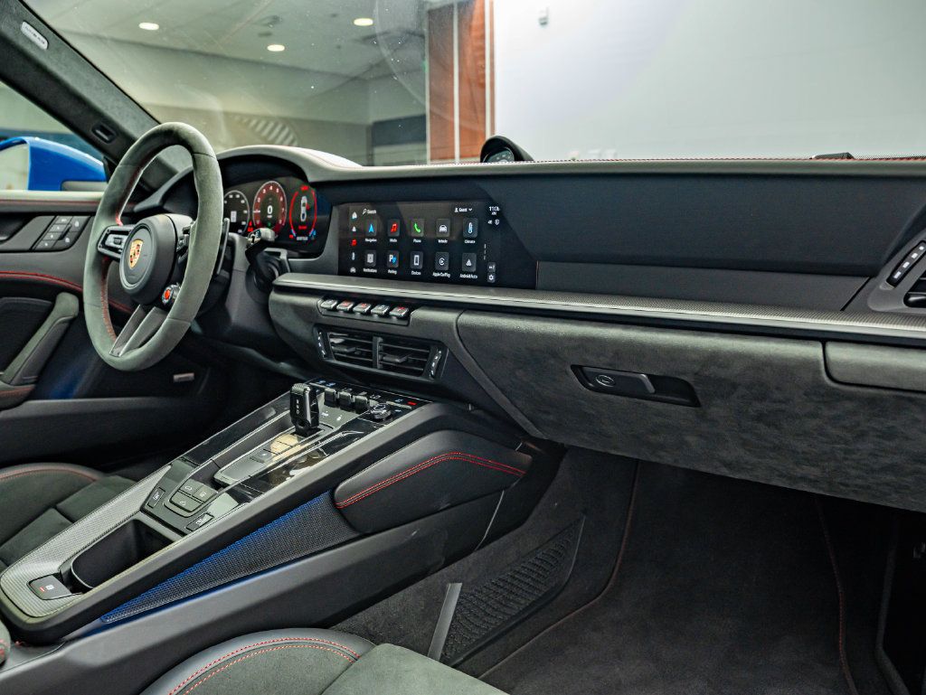 Certified 2025 Porsche 911 Carrera 4 GTS AWD/4WD image 51
